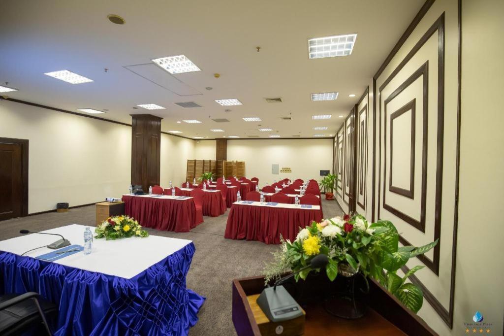 Vientiane Plaza Hotel Екстер'єр фото