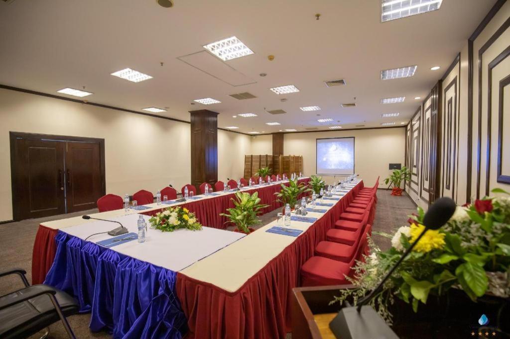 Vientiane Plaza Hotel Екстер'єр фото